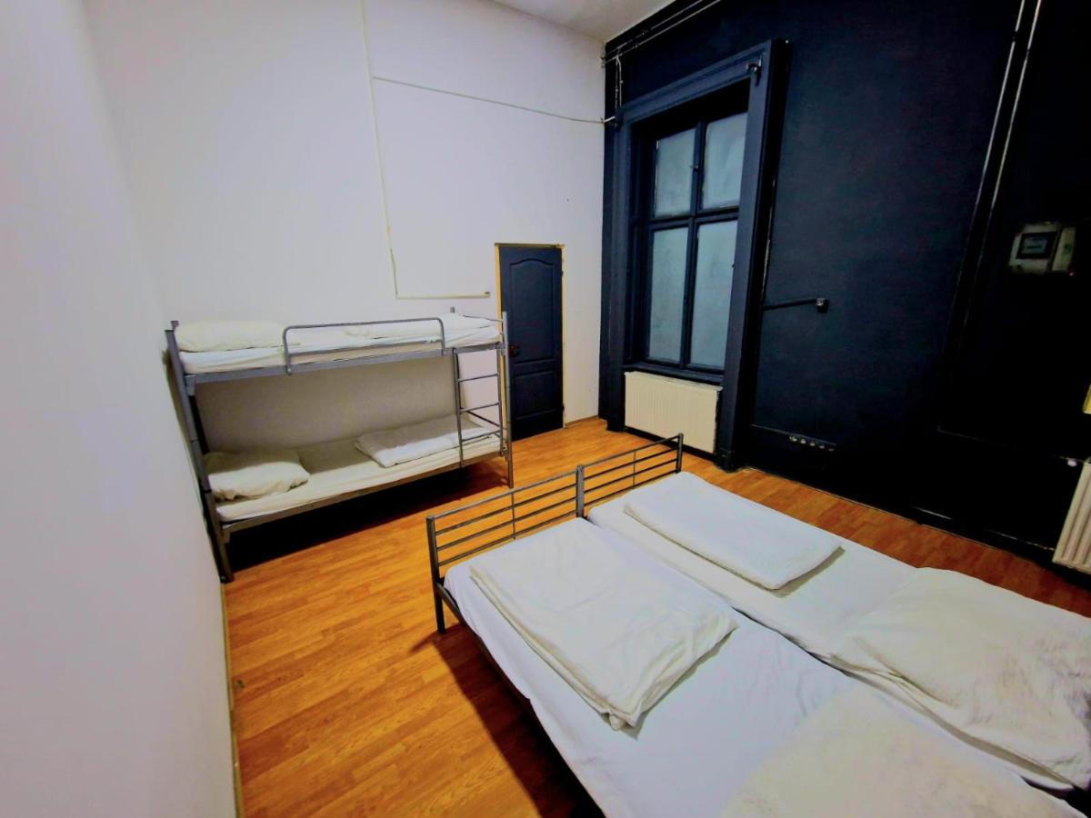 Casa Centrico Hostel Βουδαπέστη Εξωτερικό φωτογραφία